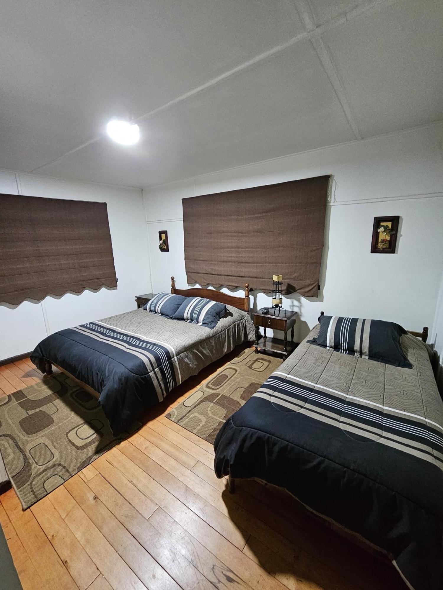 Hostel Anwandter Valdivia Exterior foto